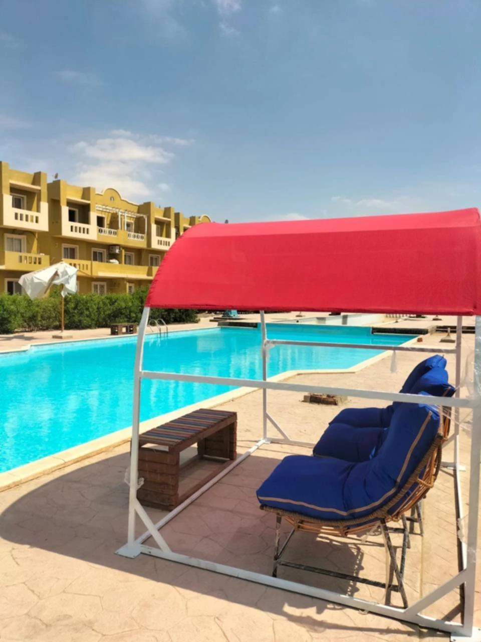 للبيع شالية فوري في ريماس راس سدر غرفتين بالروف