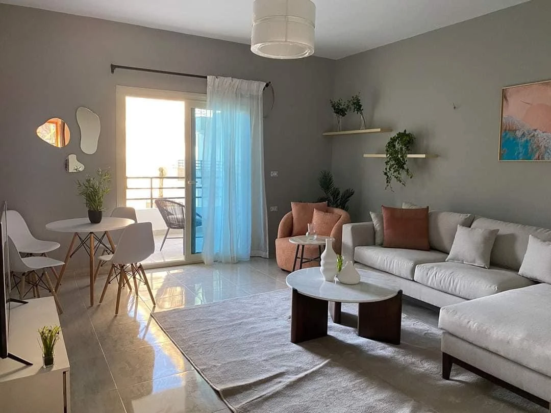 استلم فورا شالية عالبحر في الجلالة